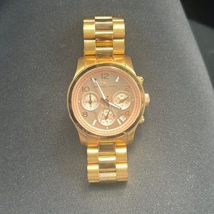 Michael kors watch!